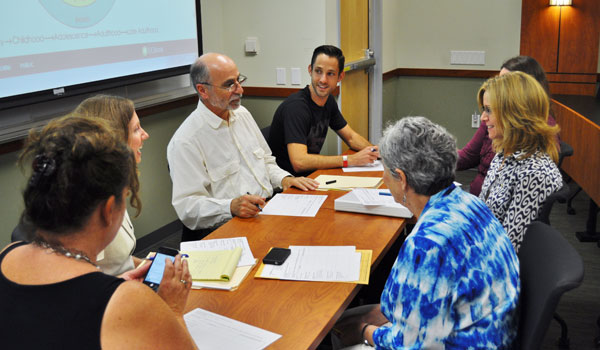 Image of Steering Committee meeting