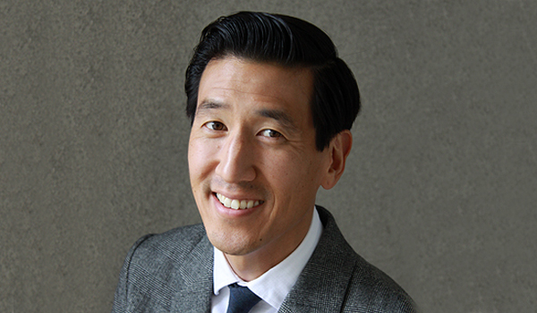 Image of Stephen Lee